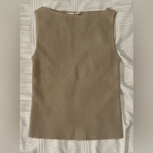 Abercrombie & Fitch Beige Ottoman Slash Top - Women’s Size Extra Small Like new!